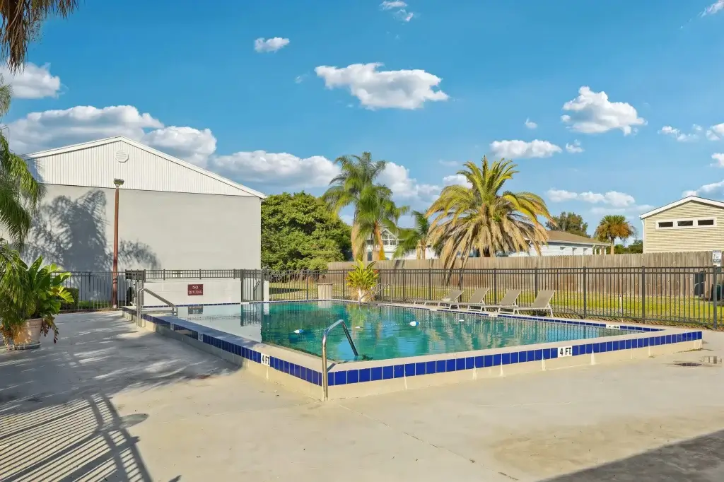 45 web or mls s babcock st 2611 922